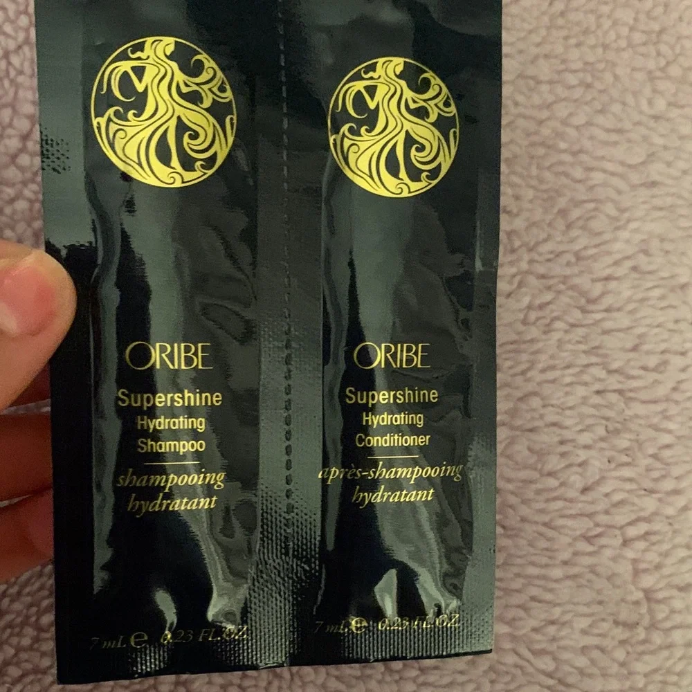 Oribe Supershine Hair Care Duo in Black and Gold - Picture 2 of 2